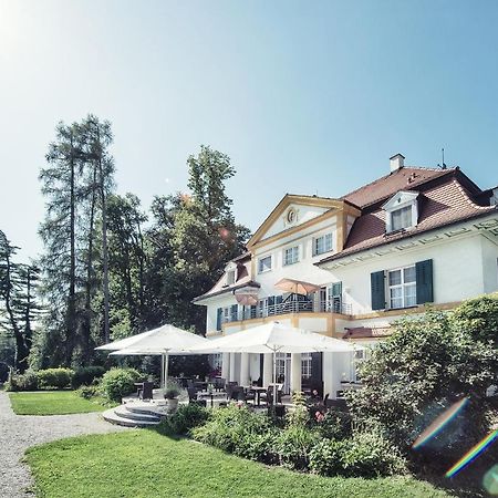 Biohotel Schlossgut Оберамбах Экстерьер фото